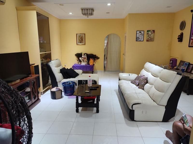 2-storey Terraced House for Sale in Taman Daya (Johor Bahru) - Regina Khor - Living Room - PropertyGuru.com.my