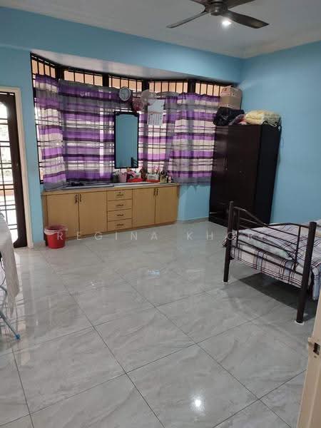 2-storey Terraced House for Sale in Taman Daya (Johor Bahru) - Regina Khor - Bedroom - PropertyGuru.com.my