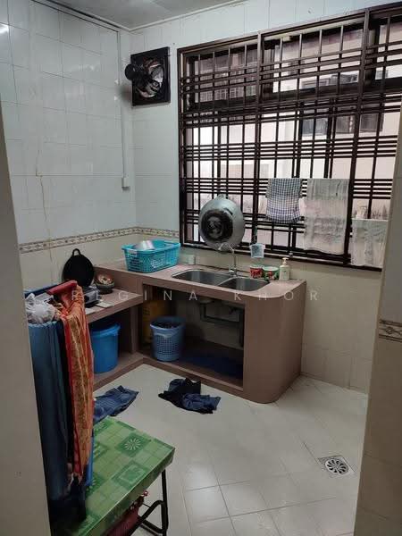 2-storey Terraced House for Sale in Taman Daya (Johor Bahru) - Regina Khor - Kitchen - PropertyGuru.com.my