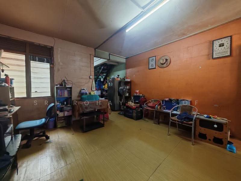 2-storey Terraced House for Sale in Taman Beringin, Kepong (Kuala Lumpur) - Sri Rohayu Yusof - Living Room - PropertyGuru.com.my