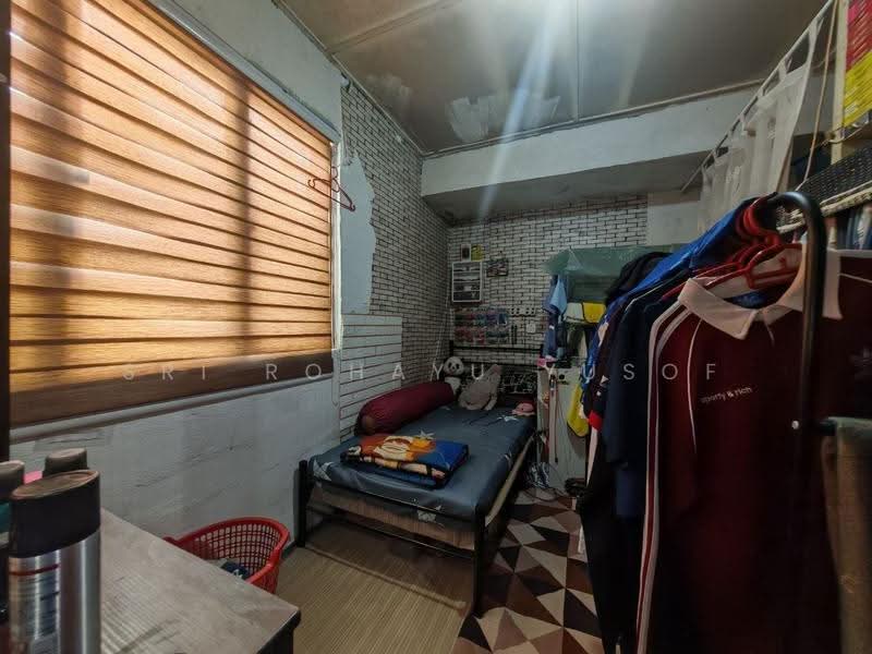 2-storey Terraced House for Sale in Taman Beringin, Kepong (Kuala Lumpur) - Sri Rohayu Yusof - Bedroom - PropertyGuru.com.my