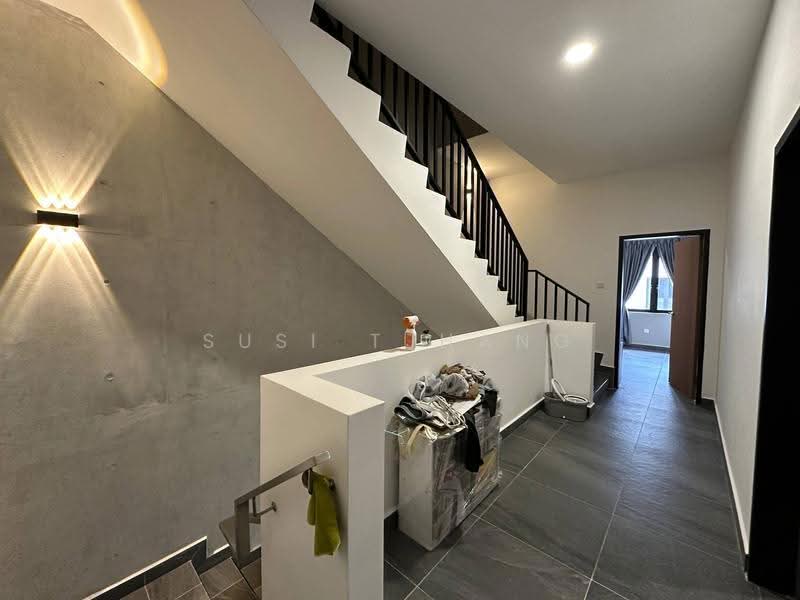Rumah Teres untuk Dijual di Kulai (Johor) - Susi Tjhang - Corridor - PropertyGuru.com.my
