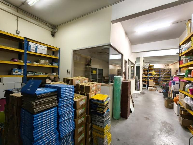 Shop / Office for Sale in Taman Ungku Tun Aminah (Skudai) - Jaz Lee - PropertyGuru.com.my