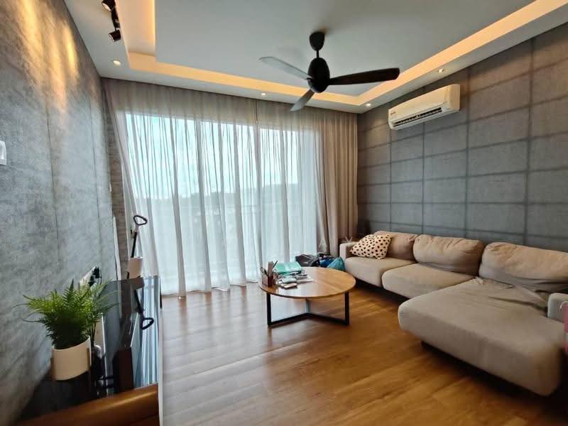 Kediaman Servis untuk Dijual di D'Tasek Residences (Tasek Impian) - Jas Tay - Living Room - PropertyGuru.com.my