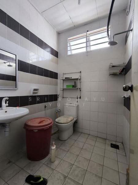 Rumah Teres 2-Tingkat untuk Dijual di Kota Puteri Seksyen 5 (Batu Arang) - Sri Rohayu Yusof - Bathroom - PropertyGuru.com.my