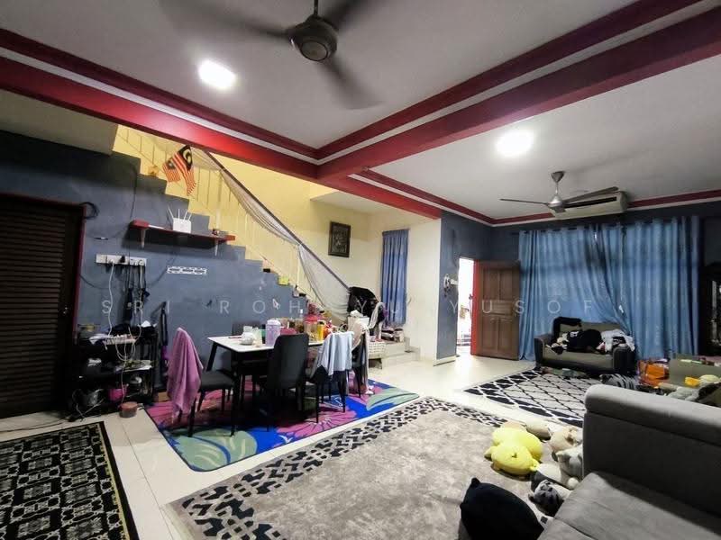 Rumah Teres 2-Tingkat untuk Dijual di Kota Puteri Seksyen 5 (Batu Arang) - Sri Rohayu Yusof - Living Room - PropertyGuru.com.my