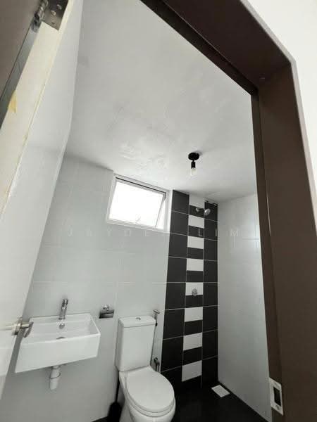 Pangsapuri untuk Dijual di Amber Height - Jayden Lim - Bathroom - PropertyGuru.com.my