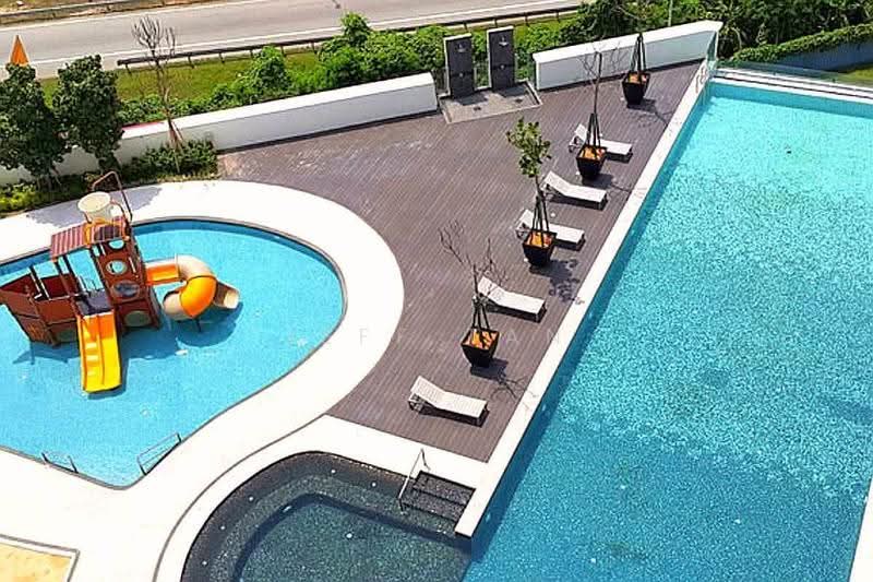 Kondominium untuk Disewa di D'Festivo Residences - Jeff Tan - Pool - PropertyGuru.com.my