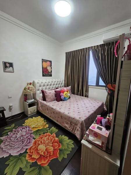 Kediaman Servis untuk Dijual di R&F Princess Cove Phase 1 - Tryphaena Tan - Bedroom - PropertyGuru.com.my