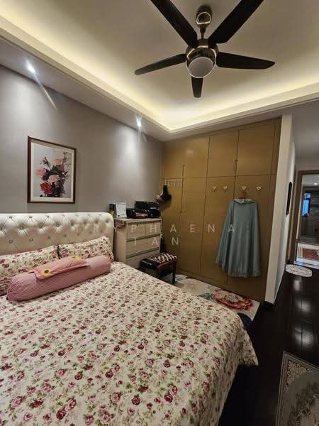 Kediaman Servis untuk Dijual di R&F Princess Cove Phase 1 - Tryphaena Tan - Bedroom - PropertyGuru.com.my