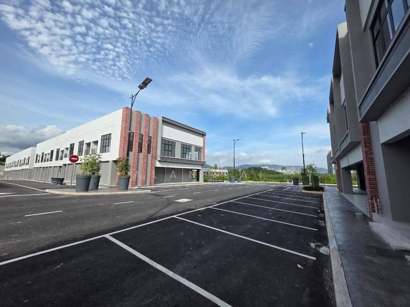 Shop for Rent in Bandar Gamuda Gardens (Rawang) - Alan Lai - Exterior - PropertyGuru.com.my