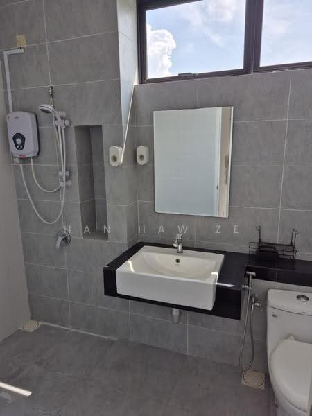 2-storey Terraced House for Sale in Eco Majestic (Semenyih) - Han Haw Ze - Bathroom - PropertyGuru.com.my