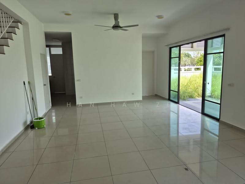 2-storey Terraced House for Sale in Eco Majestic (Semenyih) - Han Haw Ze - Living Room - PropertyGuru.com.my