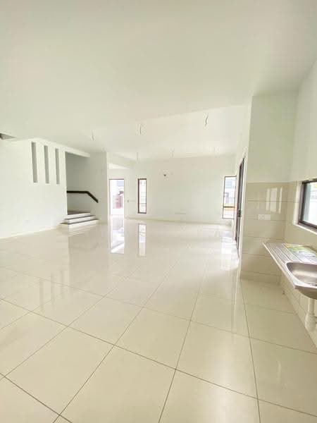Semi-Detached House for Sale in Denai Alam (Shah Alam) - Winson Tam - Living Room - PropertyGuru.com.my