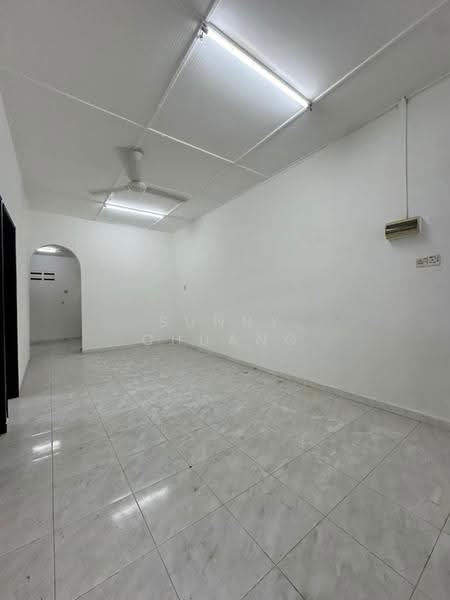 1-storey Terraced House for Sale in Taman Johor Jaya (Johor Bahru) - Sunny Chuang - Interior - PropertyGuru.com.my