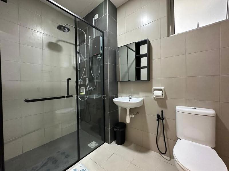 Service Residence for Rent at SkyLake Residence - Felicia Ng - Bathroom - PropertyGuru.com.my