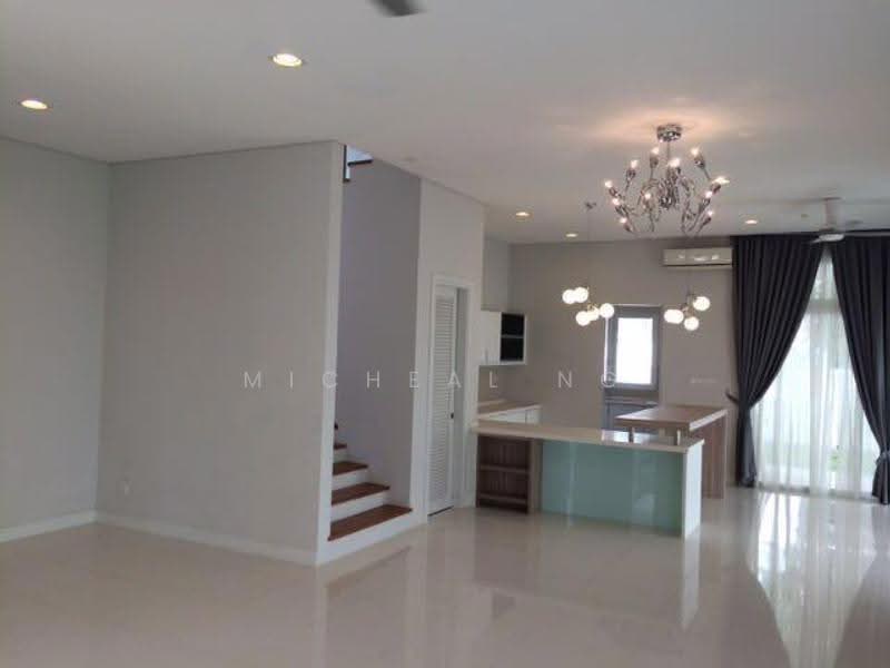 Bungalow House for Rent in Sunway Damansara (Kota Damansara) - Micheal Ng - Living Room - PropertyGuru.com.my