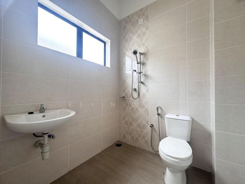 2-storey Terraced House for Sale in Teluk Intan (Perak) - Kevin Chai - Bathroom - PropertyGuru.com.my