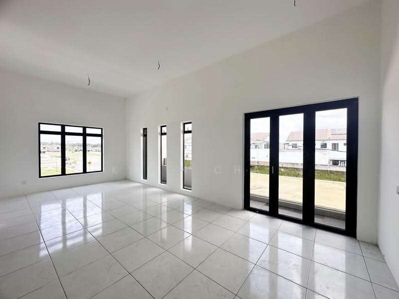2-storey Terraced House for Sale in Teluk Intan (Perak) - Kevin Chai - Master Bedroom - PropertyGuru.com.my