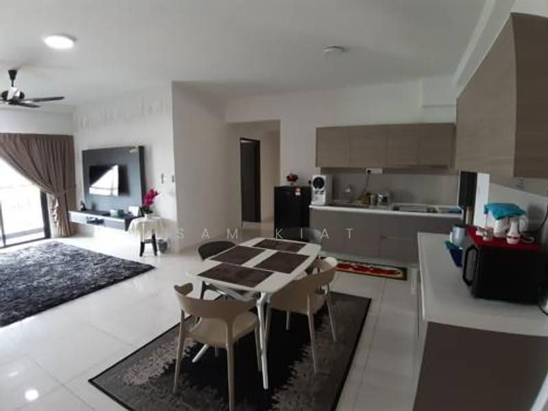 Kediaman Servis untuk Disewa di Radia Residences - SAM KIAT - Living Room - PropertyGuru.com.my