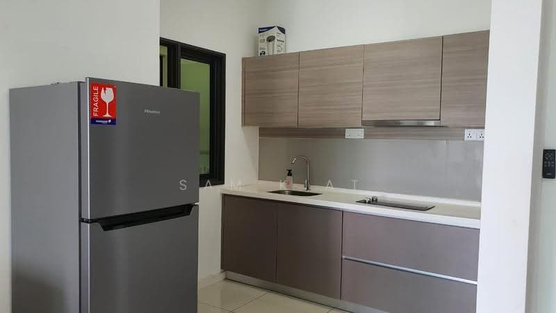 Kediaman Servis untuk Disewa di Radia Residences - SAM KIAT - Kitchen - PropertyGuru.com.my