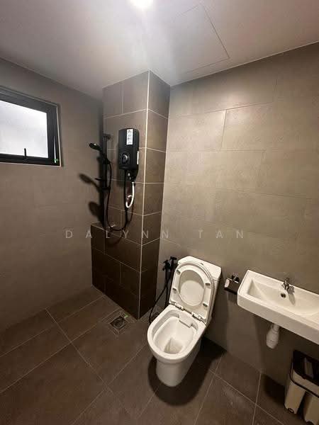 Kediaman Servis untuk Disewa di RESIDENSI SENURI - Dalynn Tan - Bathroom - PropertyGuru.com.my
