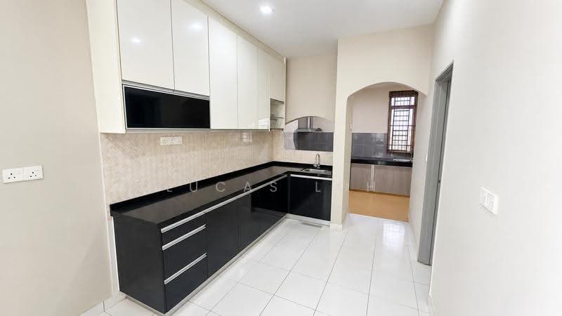 2-storey Terraced House for Sale in M Residence (Rawang) - Lucas Loh - Kitchen - PropertyGuru.com.my