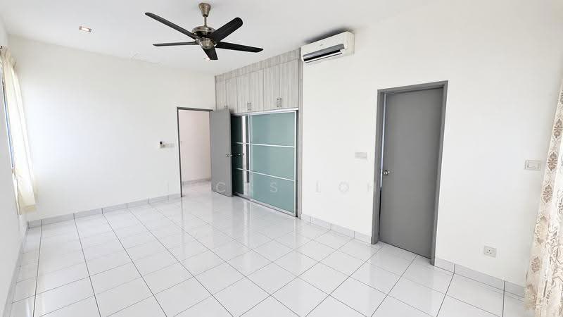 2-storey Terraced House for Sale in M Residence (Rawang) - Lucas Loh - Bedroom - PropertyGuru.com.my