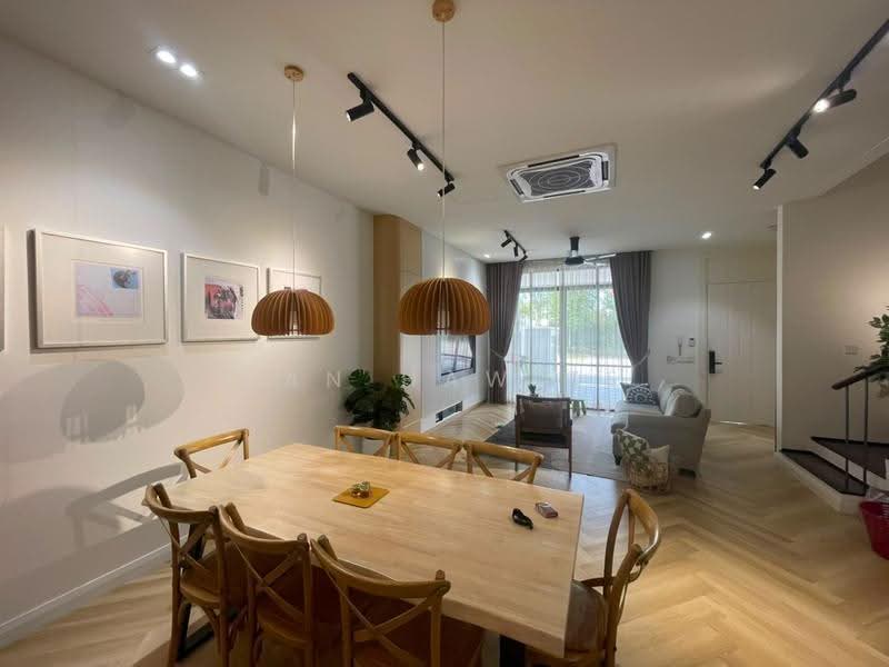 Rumah Teres 2-Tingkat untuk Dijual di Semenyih (Selangor) - Han Haw Ze - Dining Room - PropertyGuru.com.my