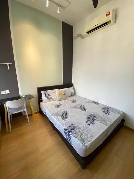 Kondominium untuk Disewa di Bay Laurel @ Country Garden Danga Bay - Jack Ting - Bedroom - PropertyGuru.com.my
