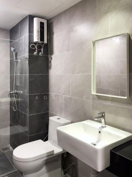 Kediaman Servis untuk Dijual di Emporis - Adam Lee - Bathroom - PropertyGuru.com.my