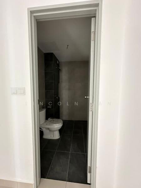 Condominium for Sale at Residensi Bintang - Lincoln Tan - Bathroom - PropertyGuru.com.my