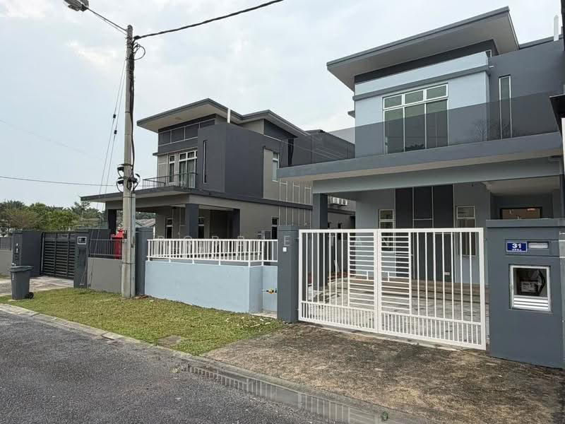 Rumah Kluster untuk Dijual di Taman Scientex Kulai (Sedenak) - Robbie Tan - Exterior - PropertyGuru.com.my