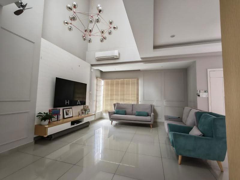 Bungalow House untuk Dijual di Kajang (Selangor) - Han Haw Ze - Living Room - PropertyGuru.com.my