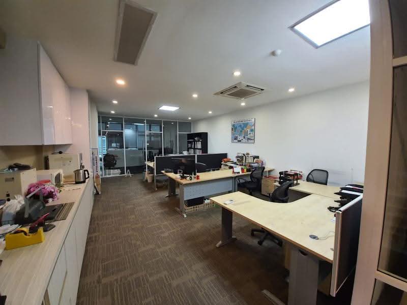 Pejabat untuk Disewa di Kampung Sungai Kayu Ara (Petaling Jaya) - Suat Ping Tin - Interior - PropertyGuru.com.my