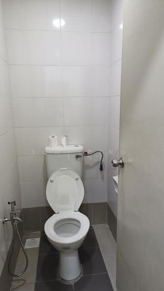 Office for Rent in Kampung Sungai Kayu Ara (Petaling Jaya) - Suat Ping Tin - Bathroom - PropertyGuru.com.my