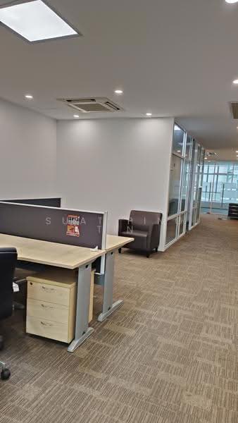 Office for Rent in Kampung Sungai Kayu Ara (Petaling Jaya) - Suat Ping Tin - Interior - PropertyGuru.com.my