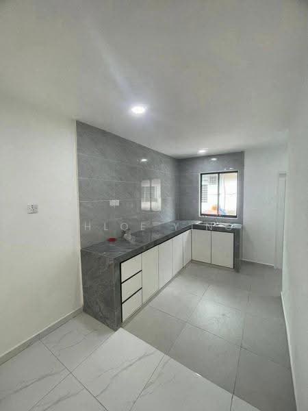 2-storey Terraced House for Sale in Johor Bahru (Johor) - Chloe Ying - Kitchen - PropertyGuru.com.my