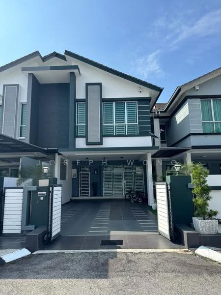 2-storey Terraced House for Sale in Meru Desa Park (Chemor) - Joseph Wong - Exterior - PropertyGuru.com.my