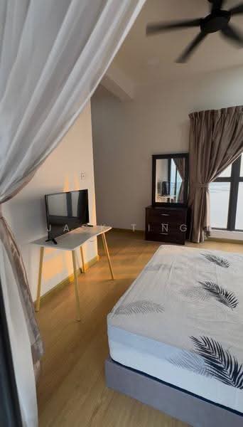 Kondominium untuk Disewa di Bay Laurel @ Country Garden Danga Bay - Jack Ting - Bedroom - PropertyGuru.com.my