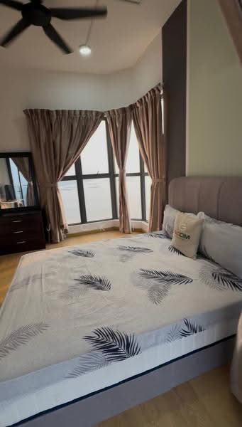 Kondominium untuk Disewa di Bay Laurel @ Country Garden Danga Bay - Jack Ting - Bedroom - PropertyGuru.com.my