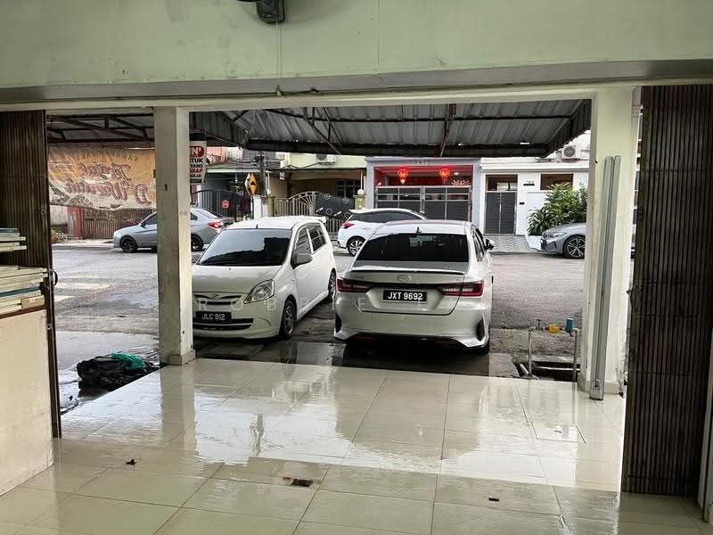 Shop for Sale in Taman Desa Jaya (Johor Bahru) - Robbie Tan - Exterior - PropertyGuru.com.my