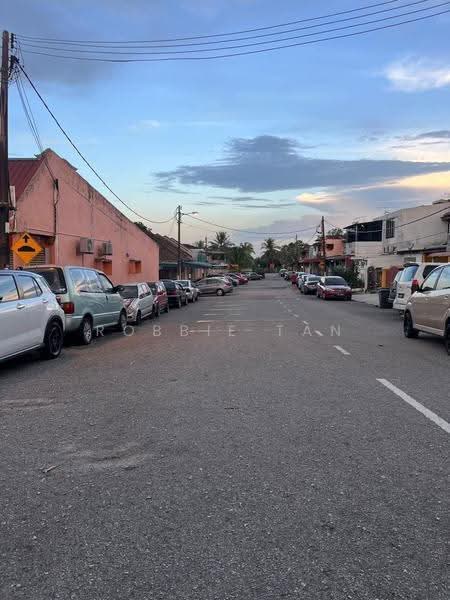 Shop for Sale in Taman Desa Jaya (Johor Bahru) - Robbie Tan - Exterior - PropertyGuru.com.my