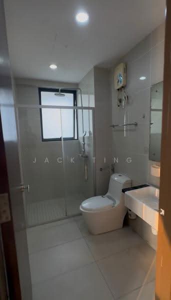 Kondominium untuk Disewa di Kings Bay @ Country Garden Danga Bay - Jack Ting - Bathroom - PropertyGuru.com.my