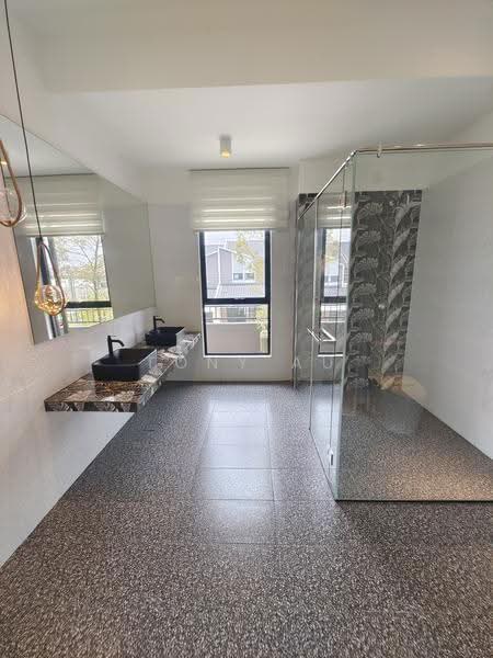 Semi-Detached House for Sale in Bandar Seri Botani (Ipoh) - Tony Au - Bathroom - PropertyGuru.com.my