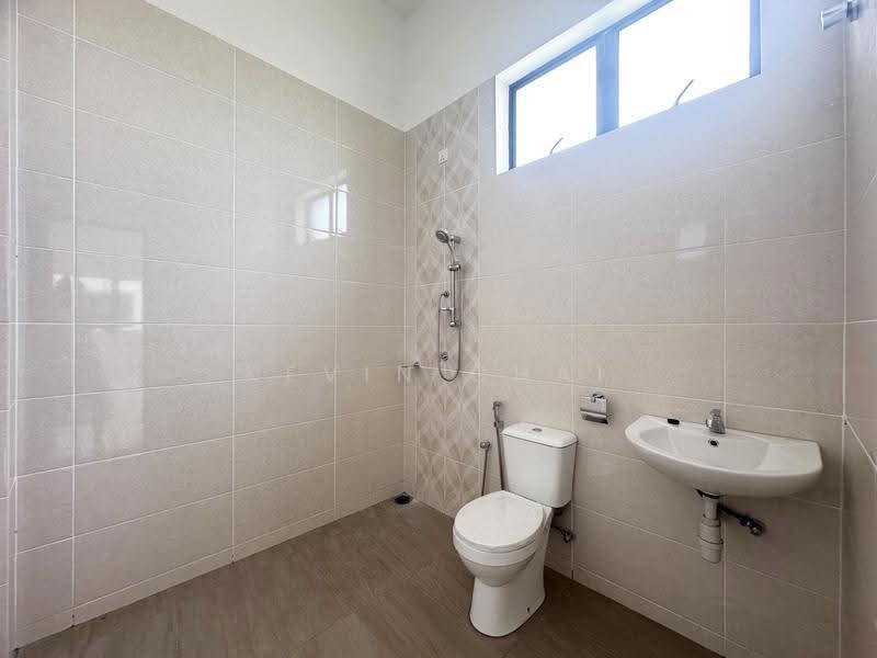 2-storey Terraced House for Sale in Teluk Intan (Perak) - Kevin Chai - Bathroom - PropertyGuru.com.my