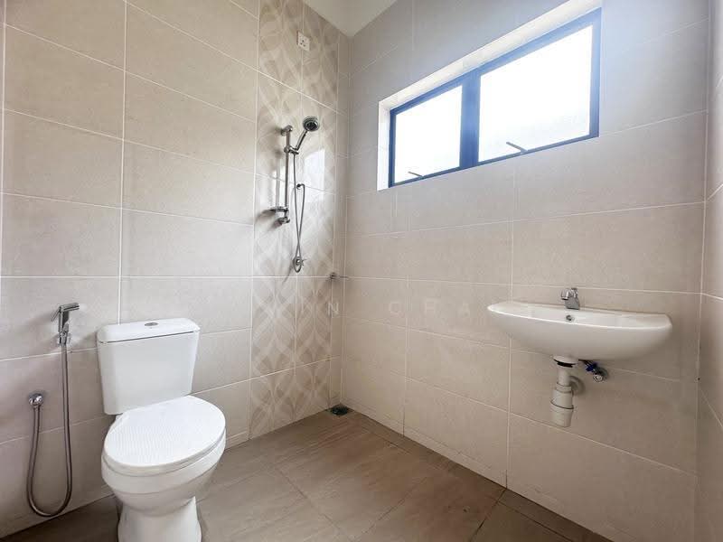 2-storey Terraced House for Sale in Teluk Intan (Perak) - Kevin Chai - Bathroom - PropertyGuru.com.my