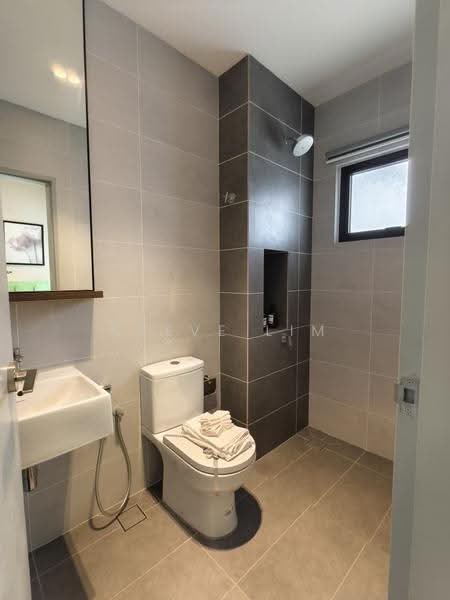 2-storey Terraced House for Sale in Alam Impian (Shah Alam) - Steve Lim - Bathroom 2 - PropertyGuru.com.my