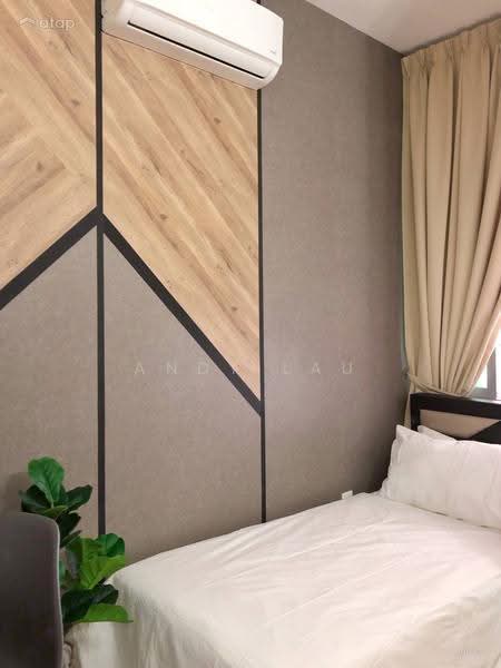 Kediaman Servis untuk Dijual di Cybersquare - Andy Lau - Bedroom - PropertyGuru.com.my