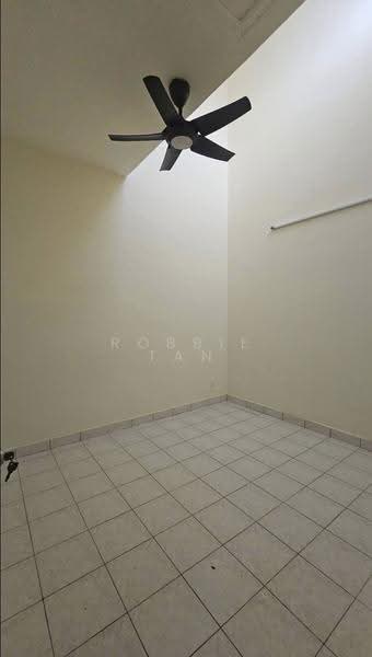 Rumah Teres 1.5-Tingkat untuk Disewa di Taman Pelangi Indah (Ulu Tiram) - Robbie Tan - Interior - PropertyGuru.com.my